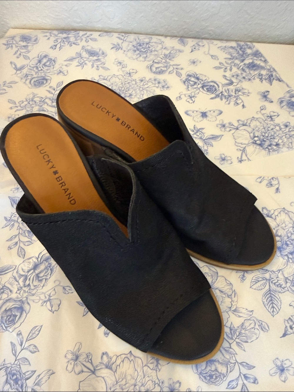 Lucky Brand Black Open-Toe Slide Mules